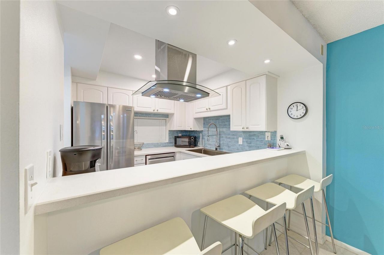 6157 Midnight Pass Road, Unit E12, Sarasota, FL 34242 Photo