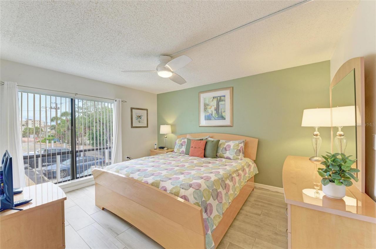 6157 Midnight Pass Road, Unit E12, Sarasota, FL 34242 Photo