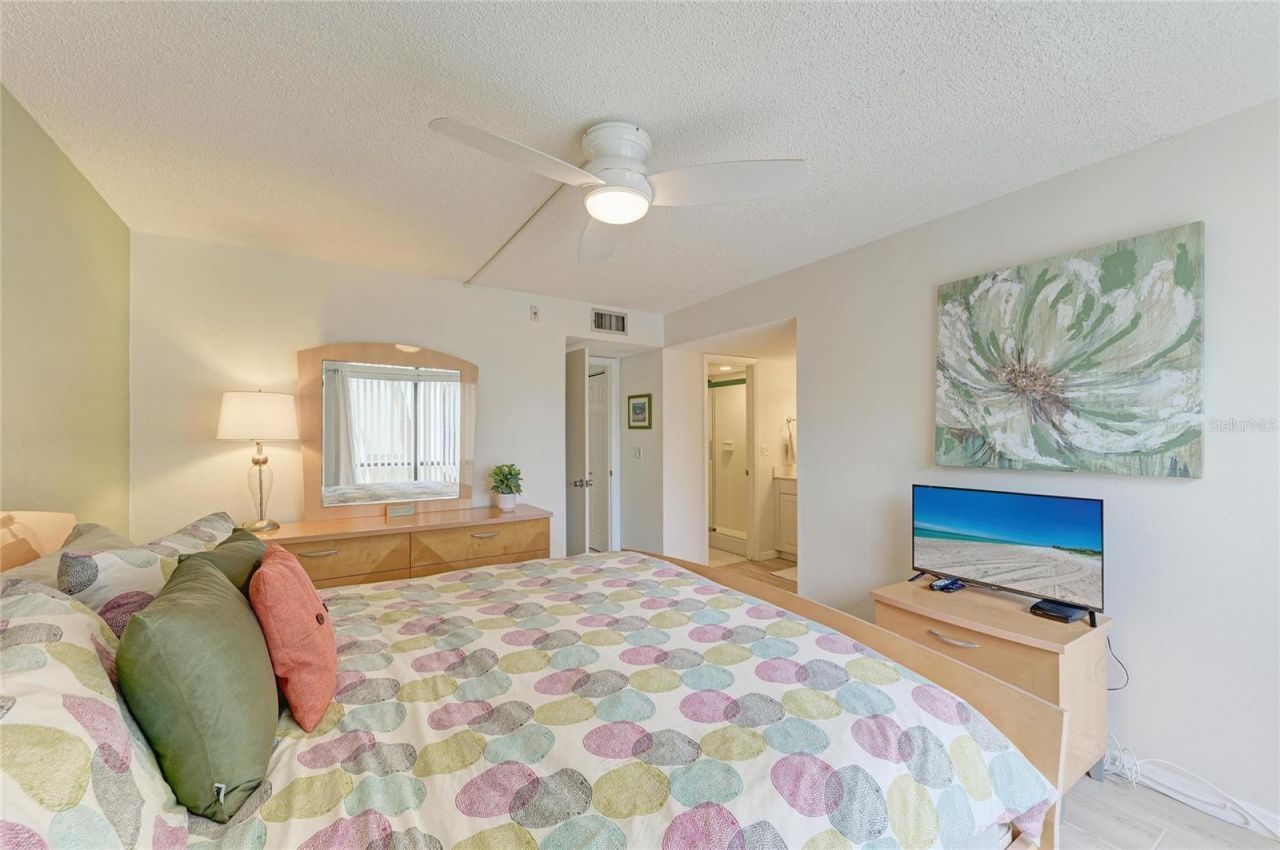 6157 Midnight Pass Road, Unit E12, Sarasota, FL 34242 Photo