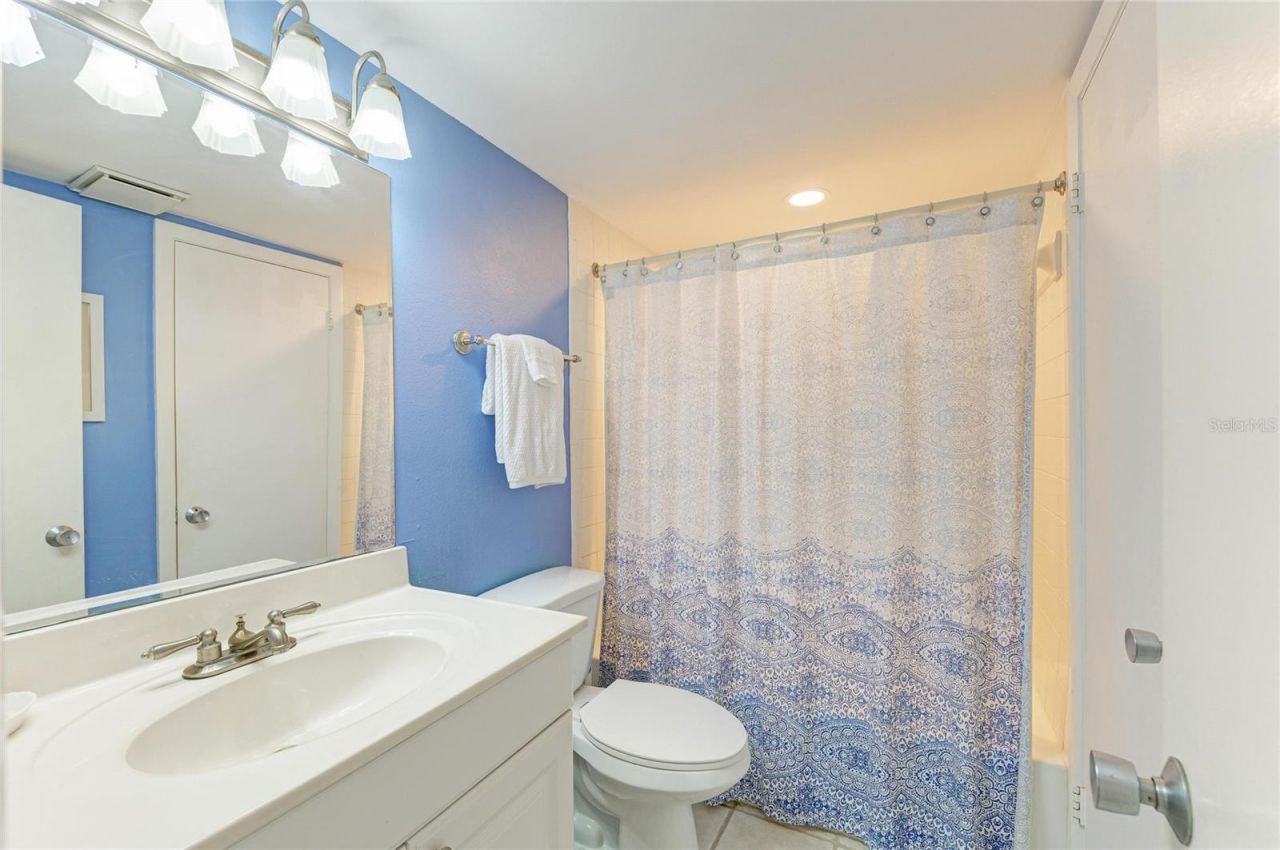 6157 Midnight Pass Road, Unit E12, Sarasota, FL 34242 Photo
