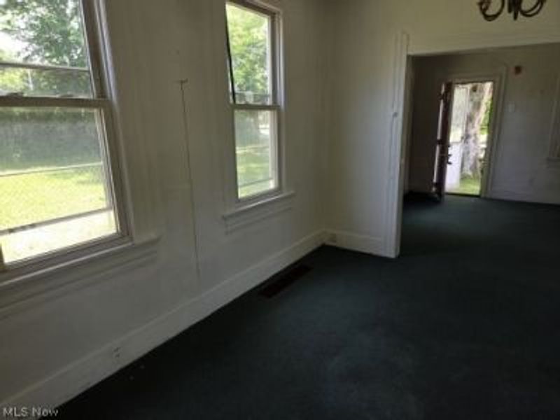 3647 Independence Road, Cleveland, OH 44105 Photo 11
