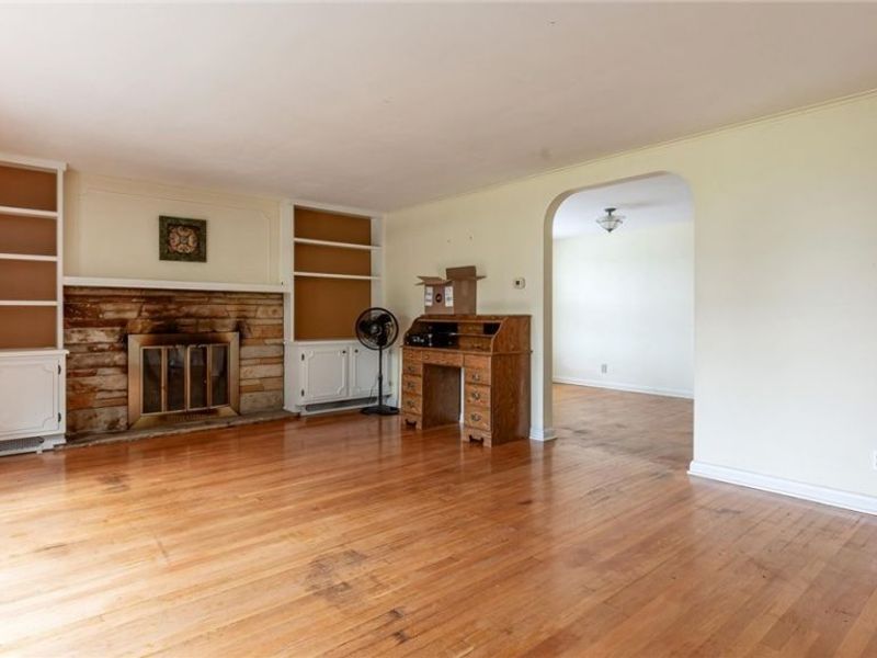 1751 Blaine Avenue, Cambridge, OH 43725 Photo 5