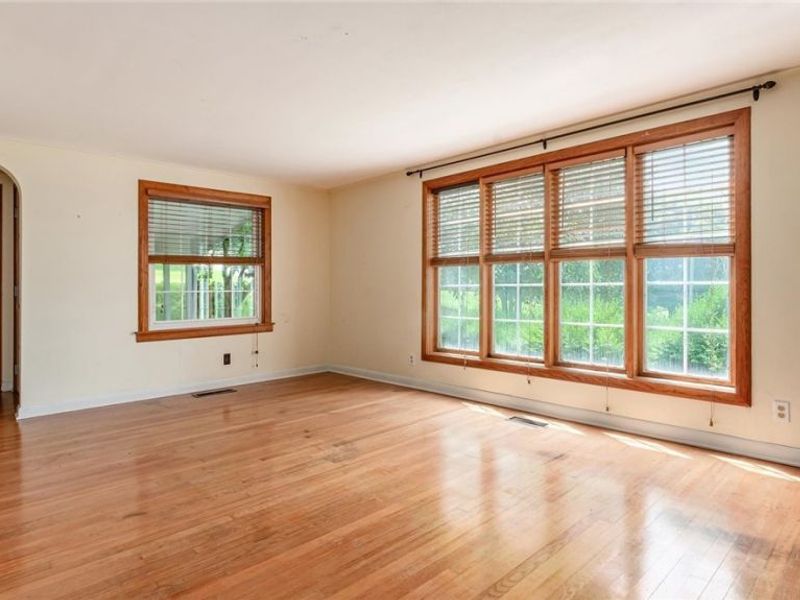 1751 Blaine Avenue, Cambridge, OH 43725 Photo 6