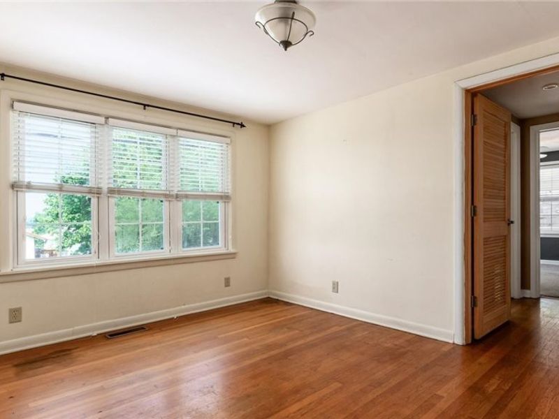1751 Blaine Avenue, Cambridge, OH 43725 Photo 7