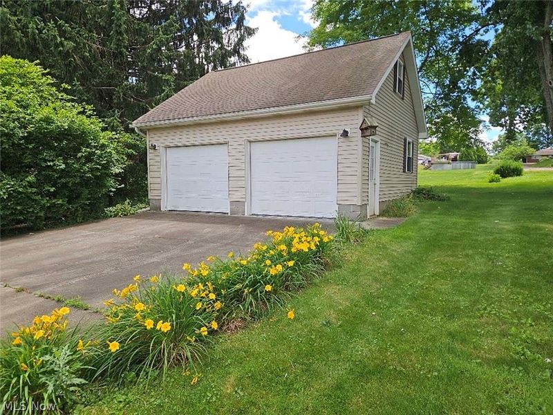 8162 Mona Street SW, Navarre, OH 44662 Photo 7