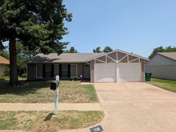 1116 Cindy Street, Crowley, TX 76036