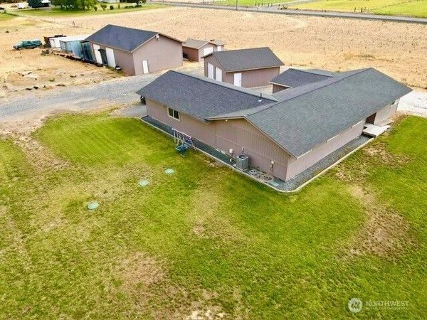 10946 NE 5.2 Road, Moses Lake, WA 98837