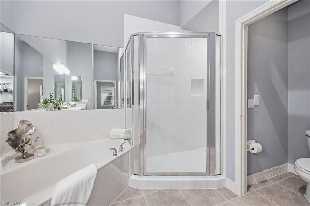 8380 Big Acorn Cir, Unit 1204, Naples, FL 34119 Photo