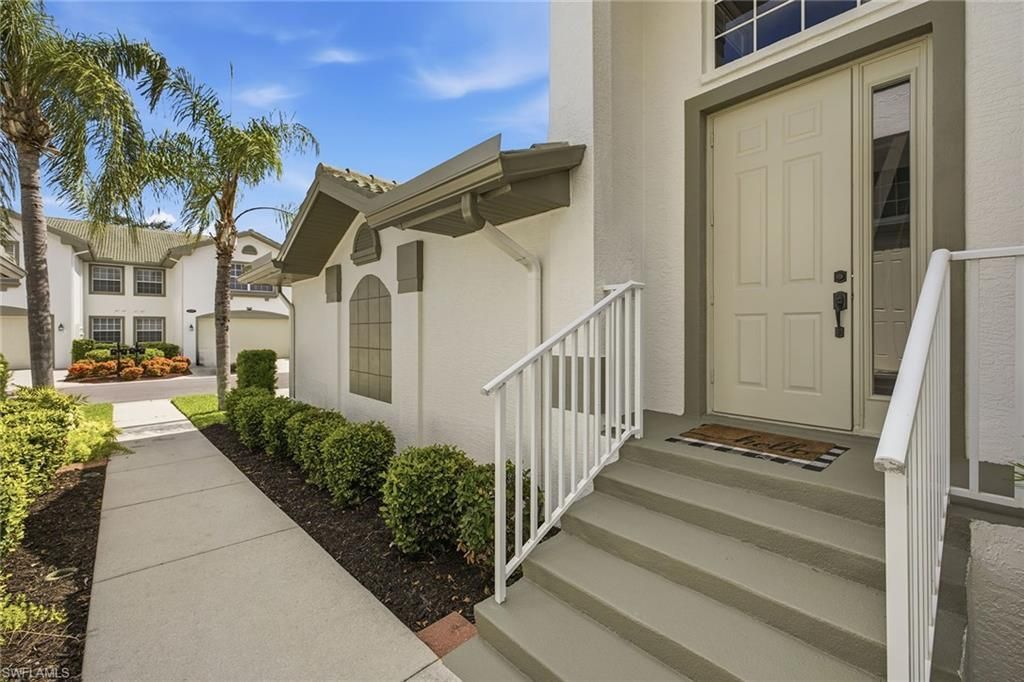 8380 Big Acorn Cir, Unit 1204, Naples, FL 34119 Photo