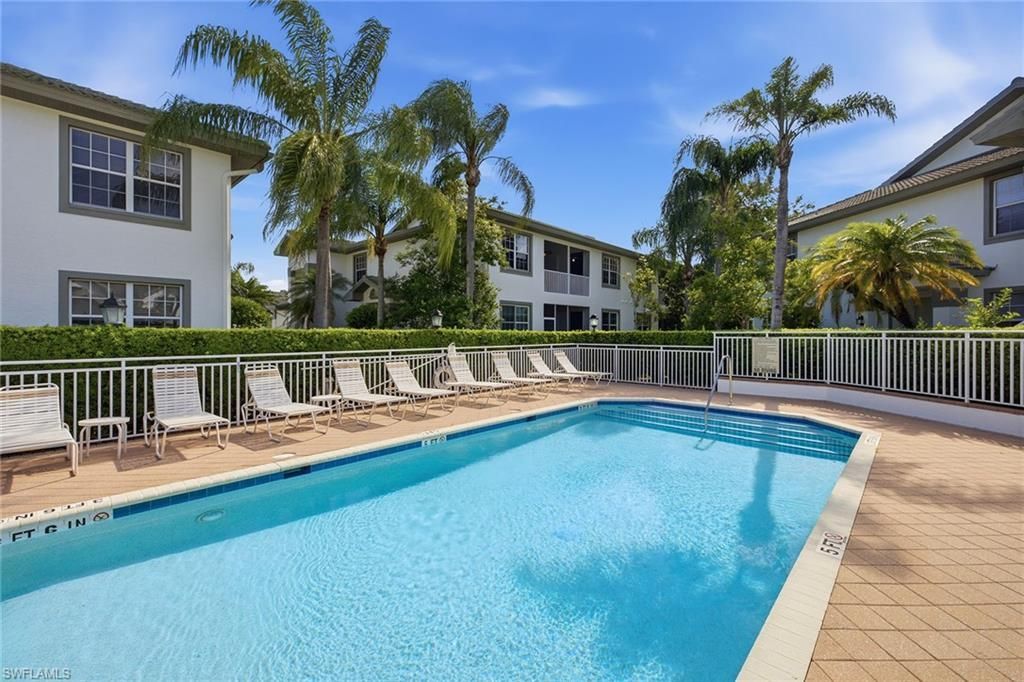 8380 Big Acorn Cir, Unit 1204, Naples, FL 34119 Photo