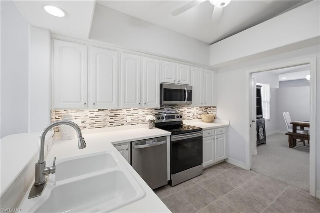 8380 Big Acorn Cir, Unit 1204, Naples, FL 34119 Photo