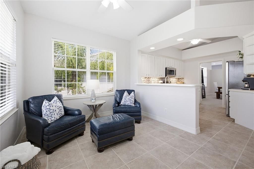 8380 Big Acorn Cir, Unit 1204, Naples, FL 34119 Photo