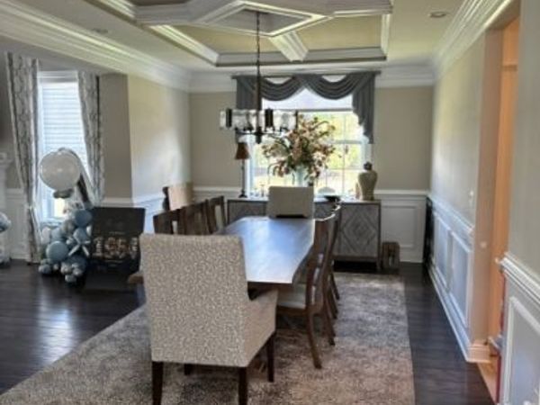 96 Van Cleef Dr, Readington, NJ 08889