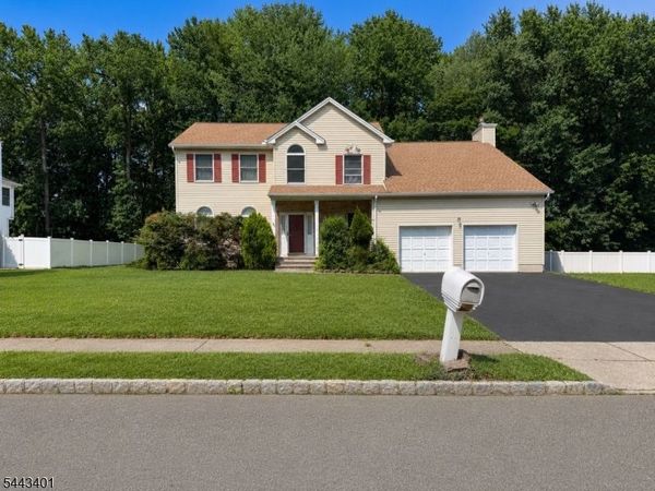 26 Plains Gap Rd, North Brunswick, NJ 08902
