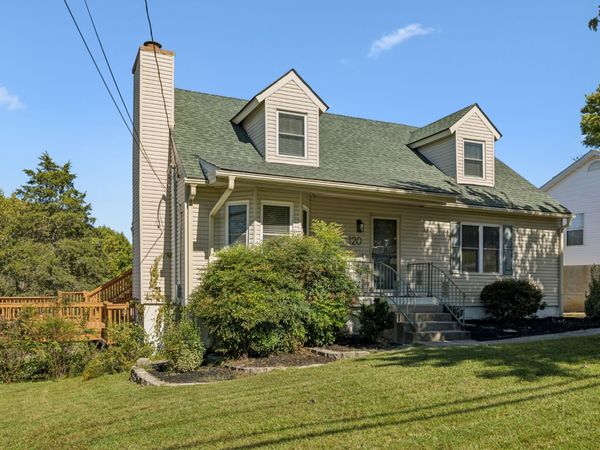 120 Stoneridge Pkwy , La Vergne, TN 37086