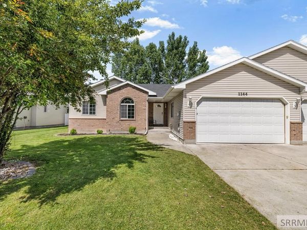 1144 Ashland Drive, AMMON, ID 83406
