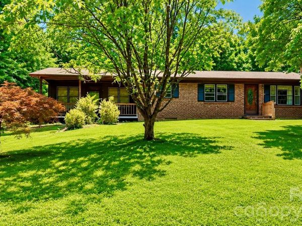 215 N Fork River Road , Marion, NC 28752