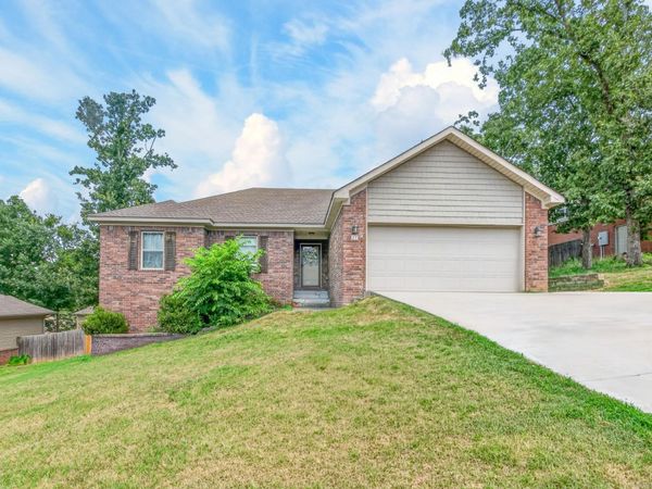 27 Sagebrush Lane , Cabot, AR 72023