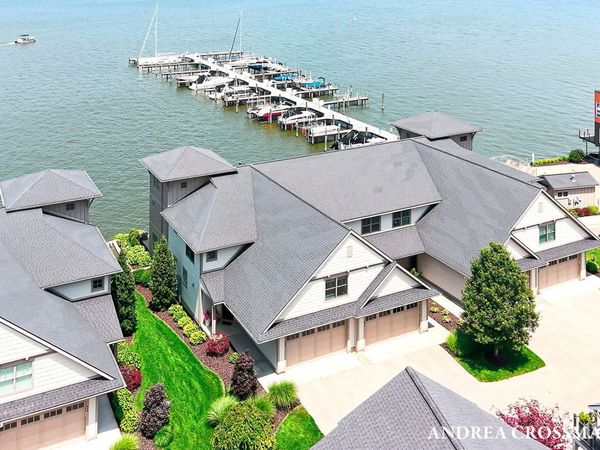543 Macatawa Avenue, Holland, MI 49423