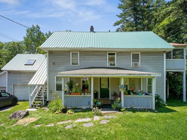 32 Randolph Road, Morristown, VT 05661