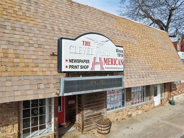 212 S Broadway Street , Cleveland, OK 74020