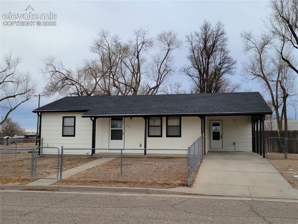 822 E 12th Street, La Junta, CO 81050