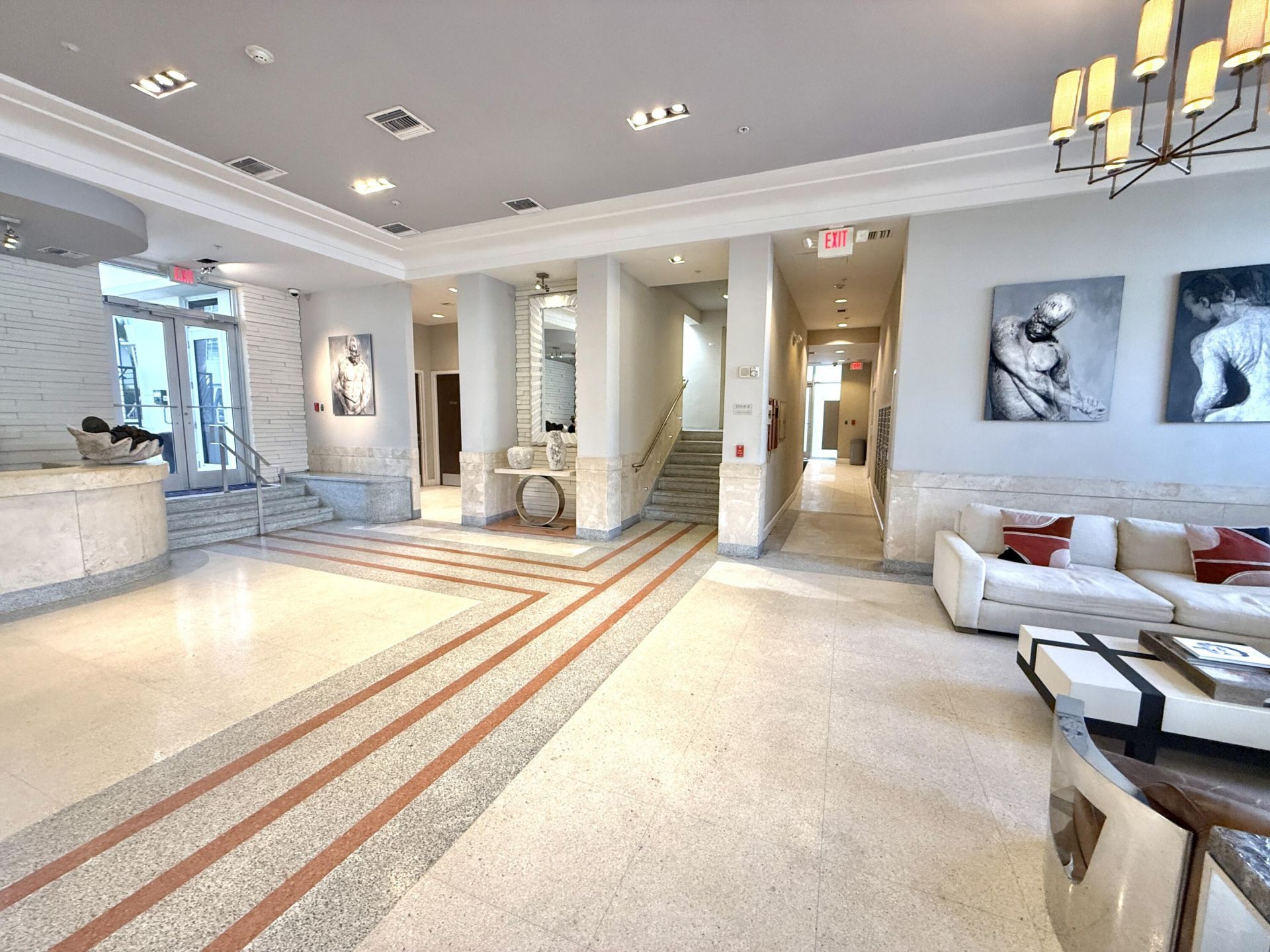 435 21st Street, Unit 308, Miami Beach, FL 33139 Photo
