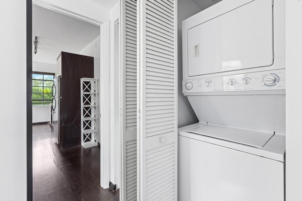 435 21st Street, Unit 308, Miami Beach, FL 33139 Photo
