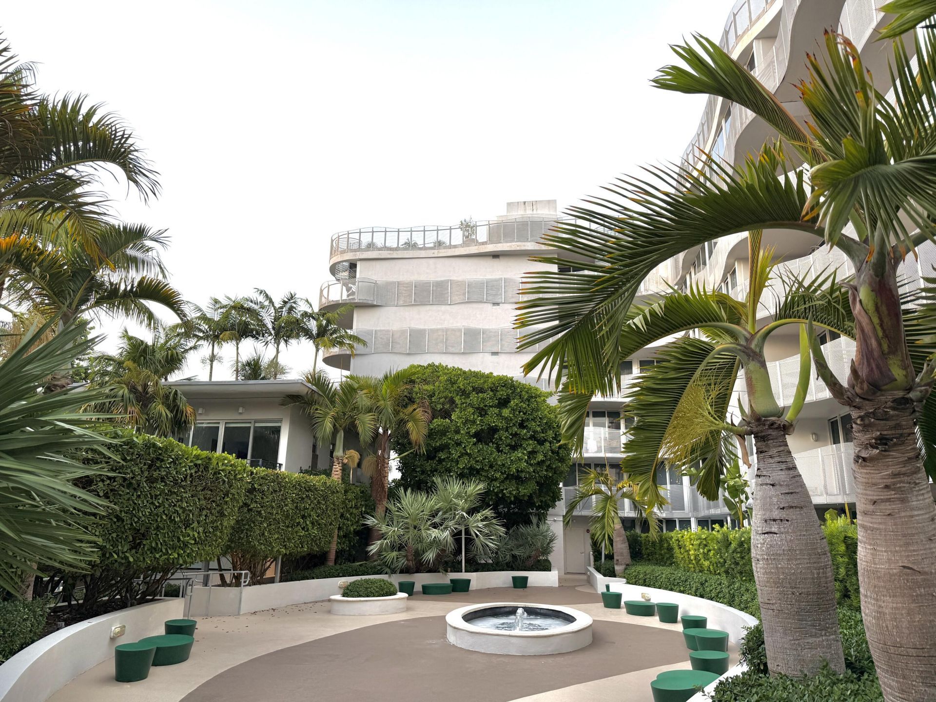 435 21st Street, Unit 308, Miami Beach, FL 33139 Photo