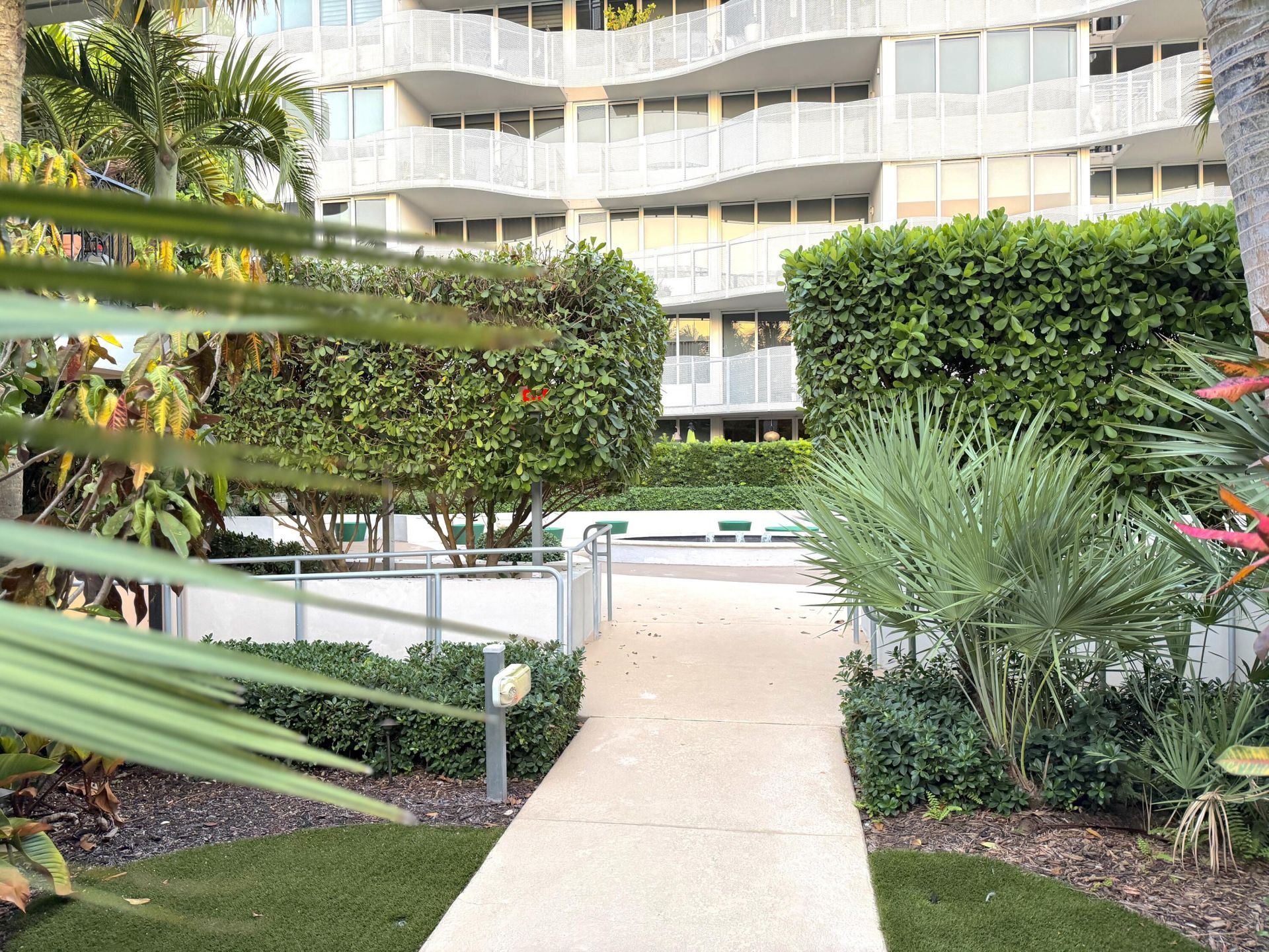 435 21st Street, Unit 308, Miami Beach, FL 33139 Photo