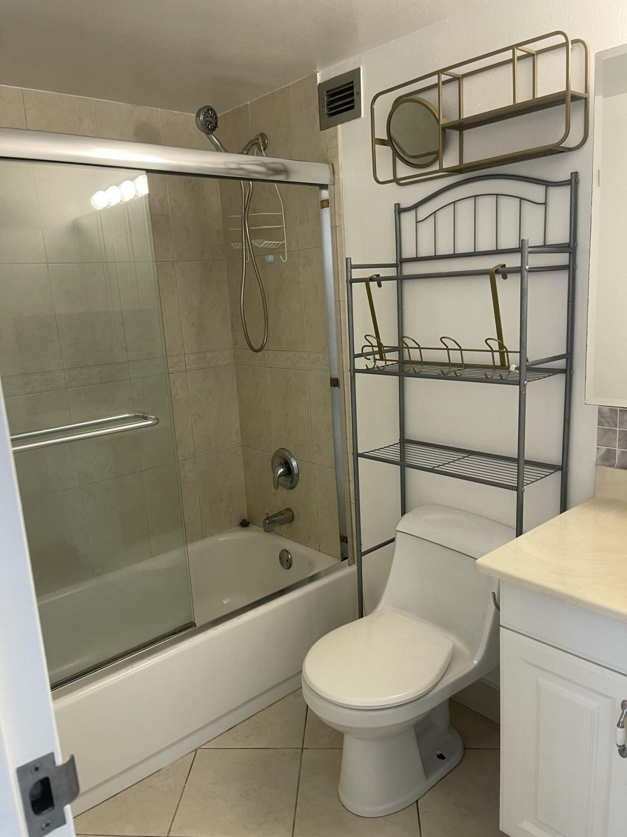 801  Three Island  Boulevard, Unit 306, Hallandale, FL 33009 Photo