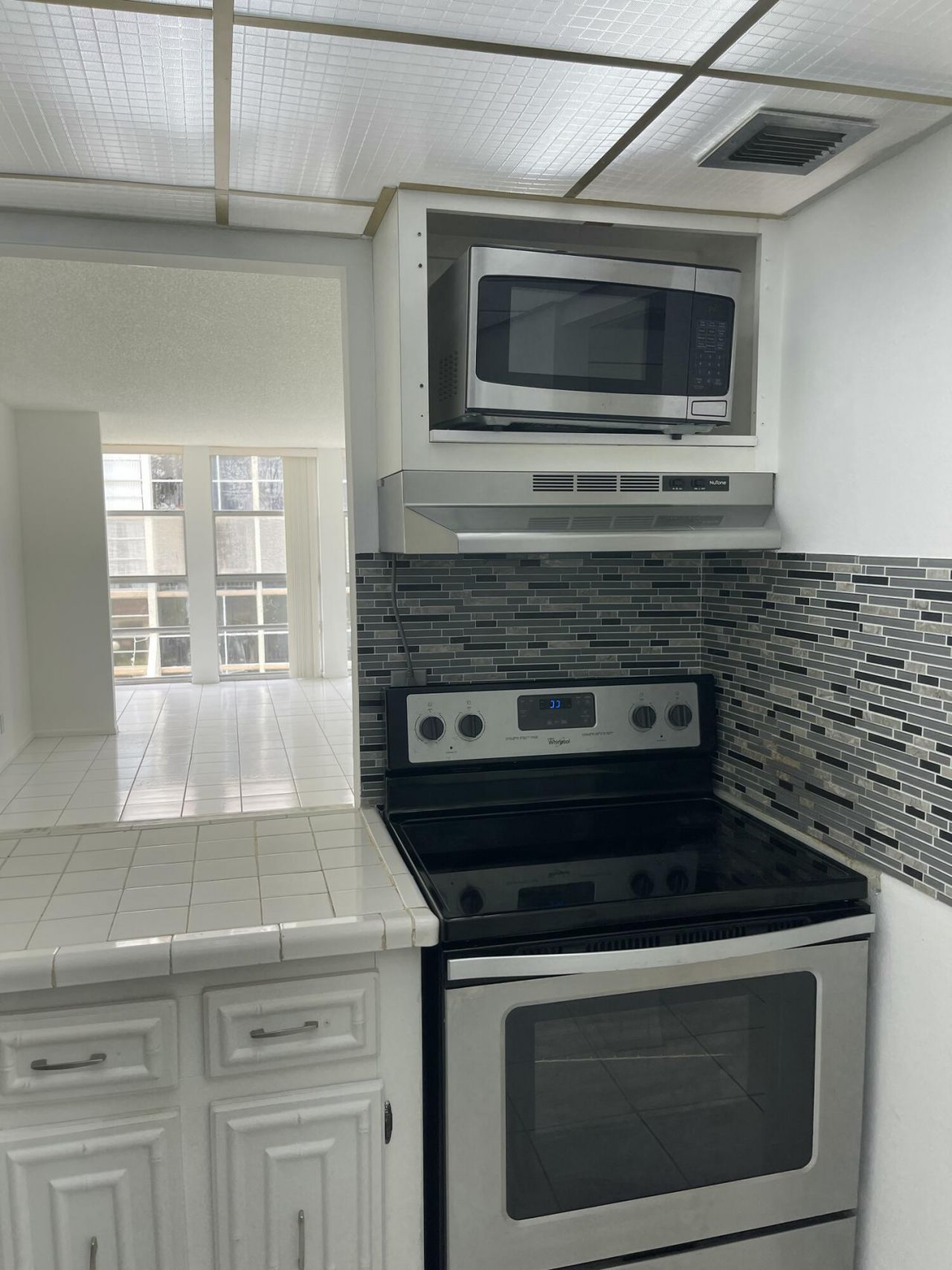 801  Three Island  Boulevard, Unit 306, Hallandale, FL 33009 Photo