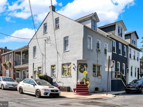 702 POPLAR STREET, LANCASTER, PA 17603
