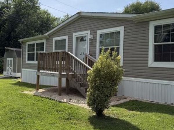 29 N DRAGON DRIVE, BEAR, DE 19701