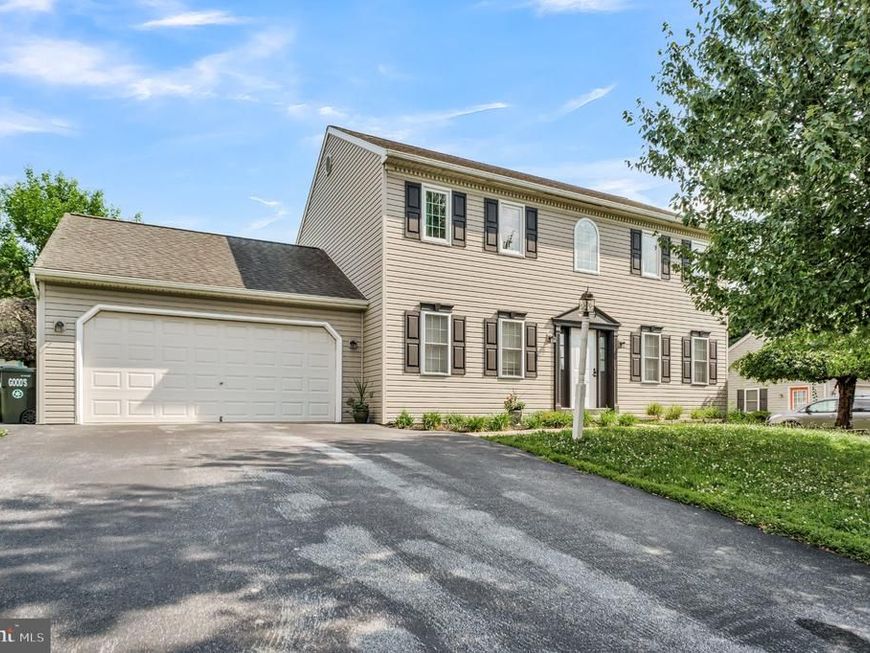 1279 Cedar Avenue, East Earl, PA 17519 Main Photo