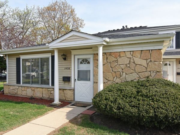 1436 Quaker Lane , Unit 162A, Prospect Heights, IL 60070