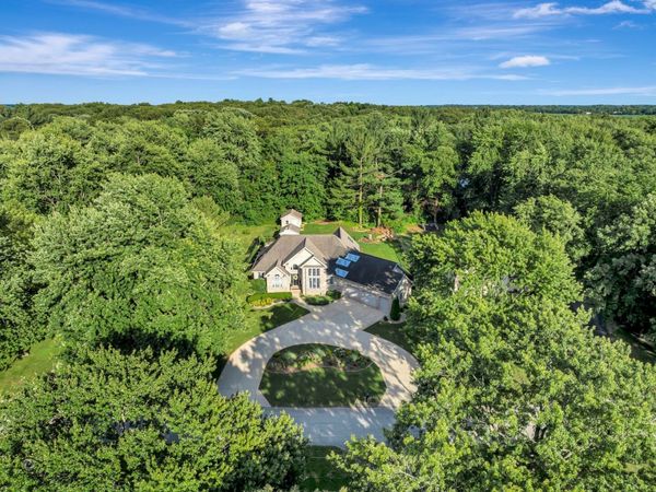 1749 Bittersweet Drive , St. Anne, IL 60964