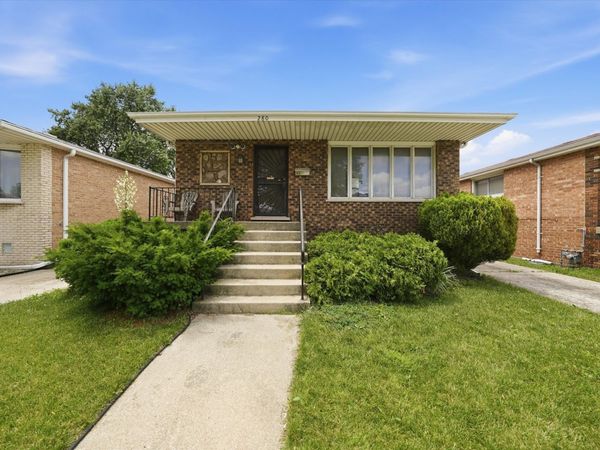280 Prairie Avenue , Calumet City, IL 60409