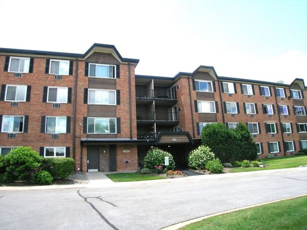1216 S New Wilke Road , Unit 406, Arlington Heights, IL 60005