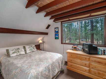 2151 Rainbow Road, South Lake Tahoe, CA 96150 Photo