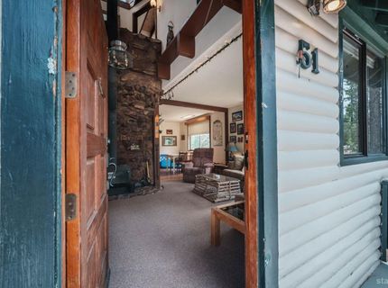 2151 Rainbow Road, South Lake Tahoe, CA 96150 Photo