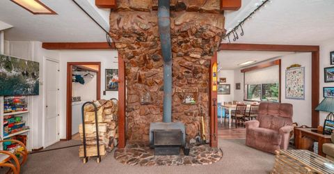 2151 Rainbow Road, South Lake Tahoe, CA 96150 Photo