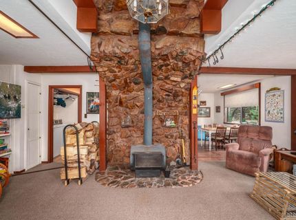 2151 Rainbow Road, South Lake Tahoe, CA 96150 Photo
