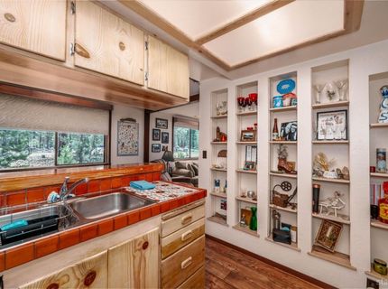 2151 Rainbow Road, South Lake Tahoe, CA 96150 Photo
