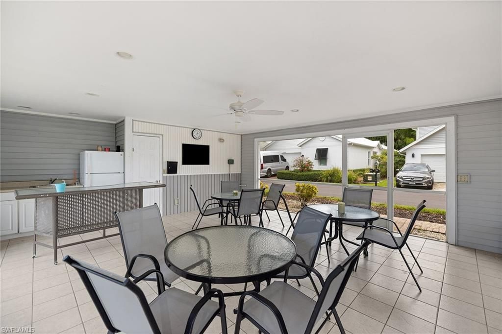 3157 Carriage Cir, Naples, FL 34105 Photo
