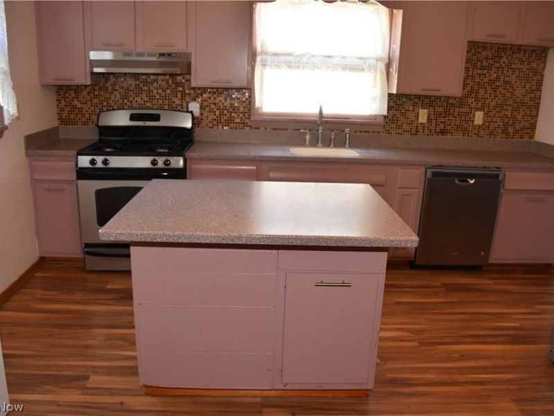 25 W 48th Street, Shadyside, OH 43947 Photo 2