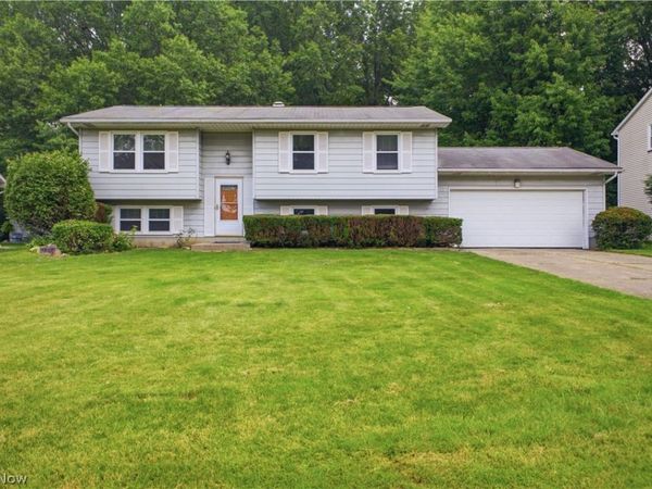 7533 Jaguar Drive , Boardman, OH 44512