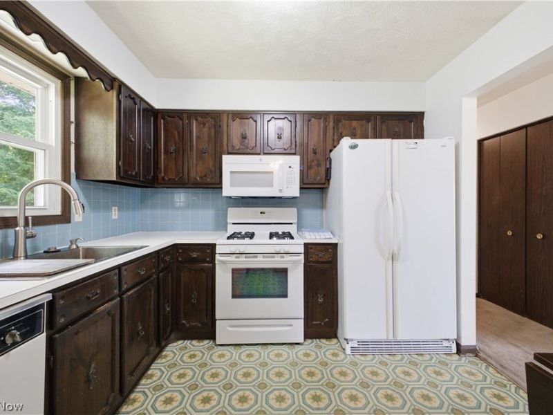7533 Jaguar Drive, Boardman, OH 44512 Photo 6