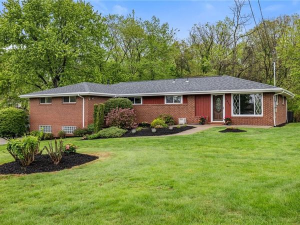 2052 Hulton Rd , Verona, PA 15147