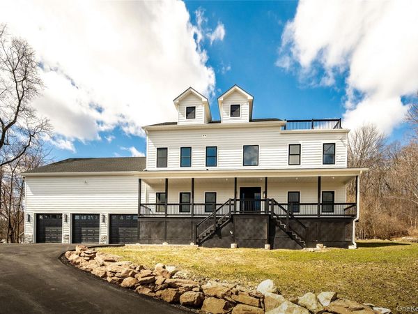 133 W Mombasha Road , Monroe, NY 10950